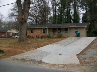 5705 Hammond Dr, Norcross, GA 30071