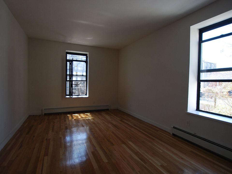1st image of 639 Mac Donough St