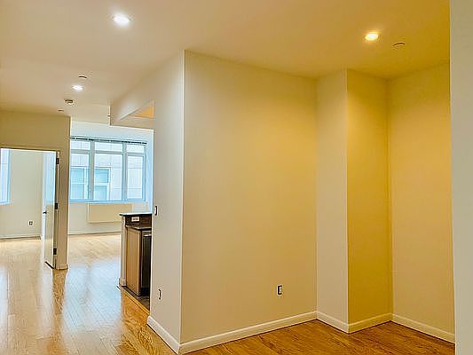 1st image of 229 W 60th St APT 6B