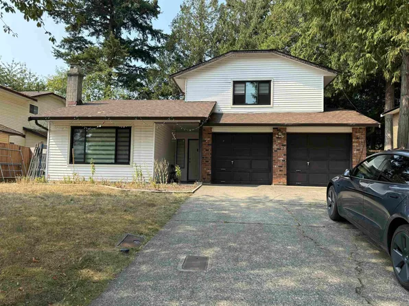 6725 129th St, Surrey, BC V3W 8H8
