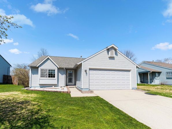 8411 Lionsgate Run, Fort Wayne, IN 46835