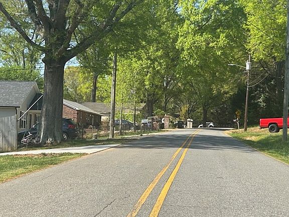 4th image of 600 Sunderland Rd