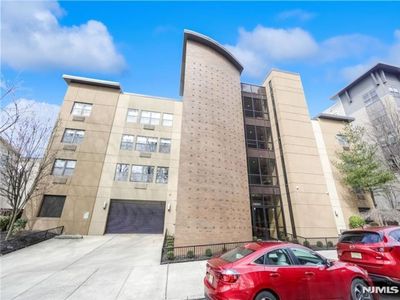 5711 Jefferson St, West New York, NJ, 07093