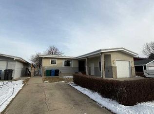 67 S Oxford Rd W, Lethbridge, AB T1K 4V6