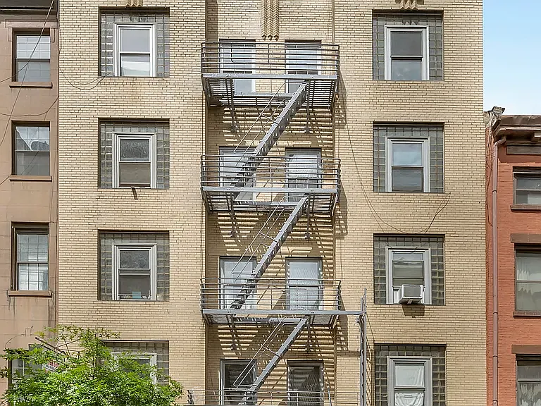 113 E 31st St #5A — Photo 8