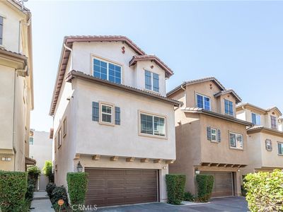 6840 De Celis Pl APT 32, Van Nuys, CA, 91406