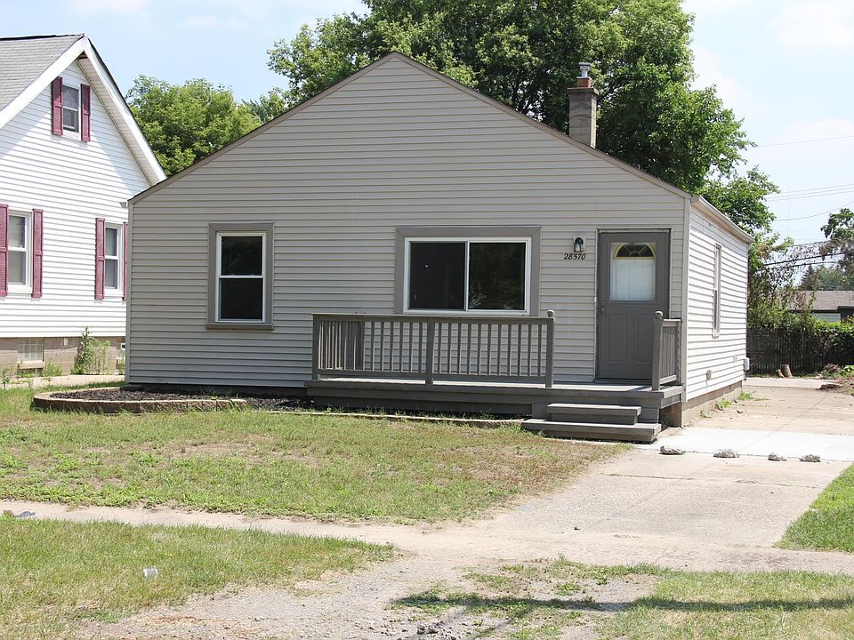 1st image of 28570 Wexford Dr