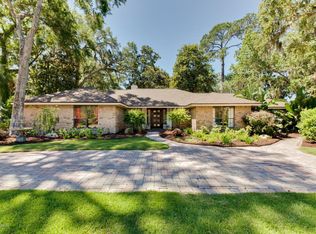 2001 Cherokee Dr, Neptune Beach, FL 32266