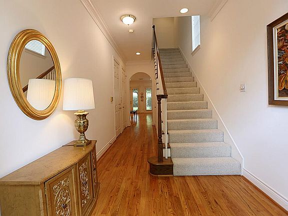 3rd image of 4023 Bellefontaine St