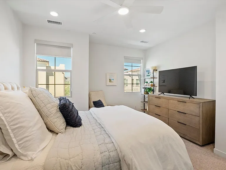 328 Paddle Ct — Photo 25