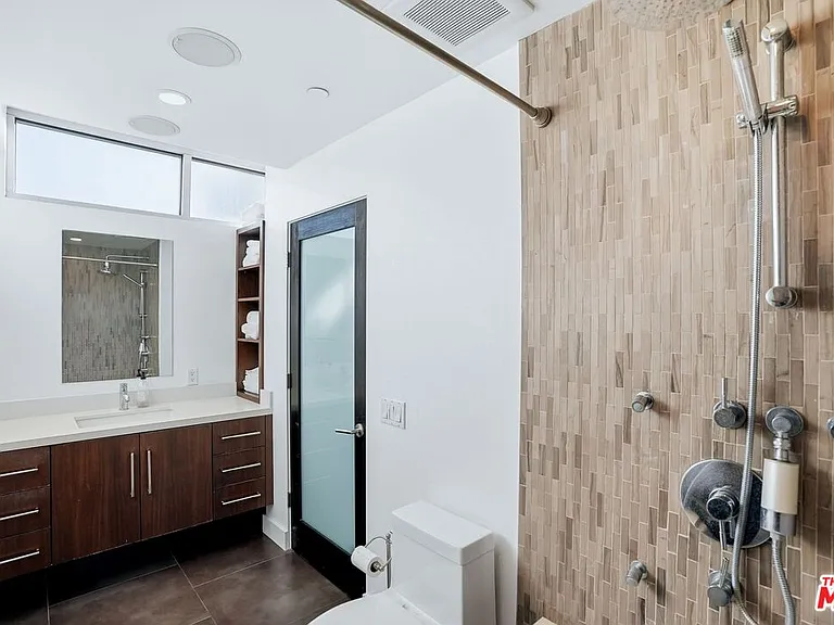 125 Pacific St #5 — Photo 19