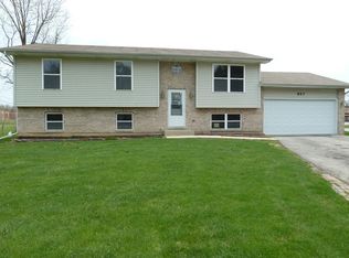 847 Joliet St, West Chicago, IL 60185