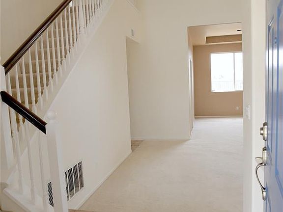 3rd image of 956 Camino Del Sol