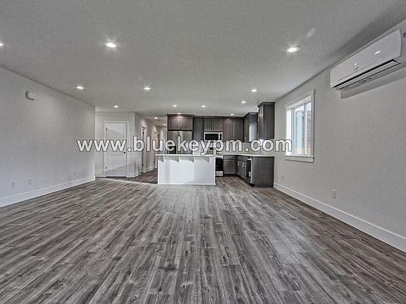 5th image of 4014 NE 137th Ave