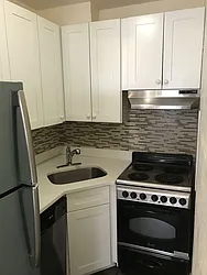 Rented by Flatiron Real Estate Advisors LLC