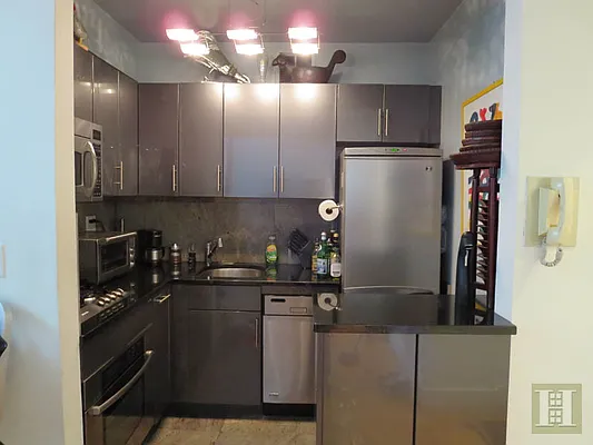 Rented by Halstead Real Estate | media 19