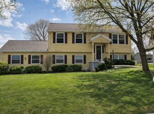 325 Meadowbrook Pkwy E, Horseheads, NY
