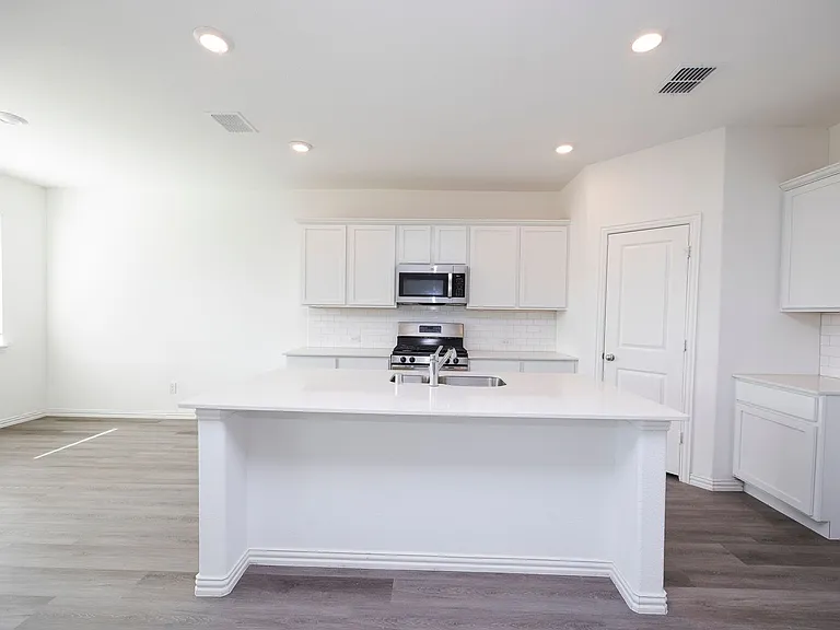 508 Chip St — Photo 16