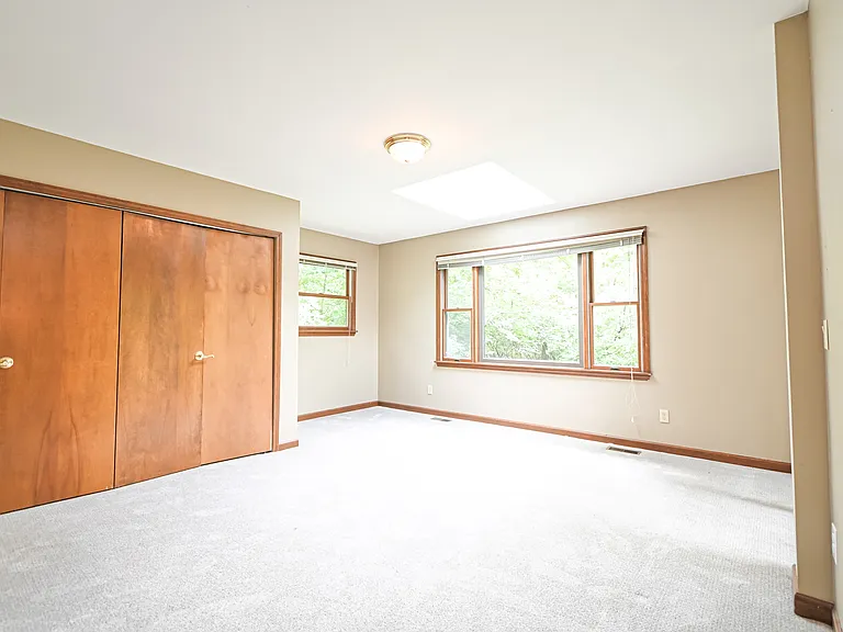 5959 Shallow Creek Dr — Photo 25