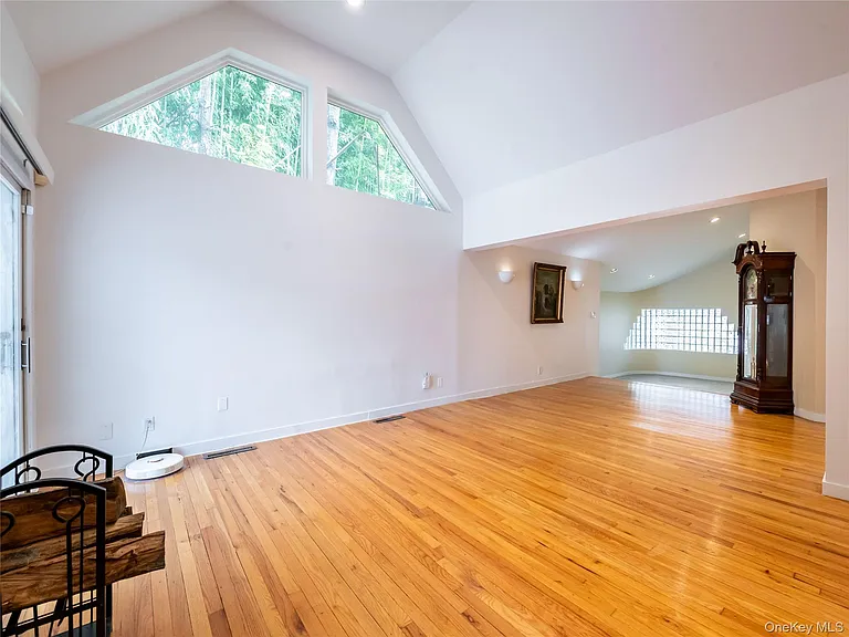127 Wooleys Ln — Photo 7