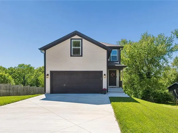 5232 N Cambridge Ave, Kansas City, MO 64119