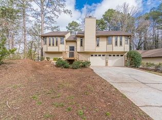 2750 Herron Cir, Snellville, GA