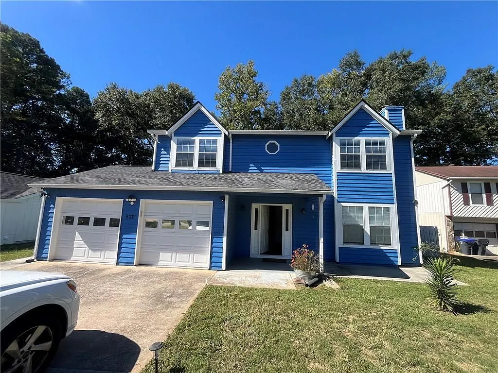 3 bed, 3.0 bath, 1734 sqft, $2,300 — Photo 2