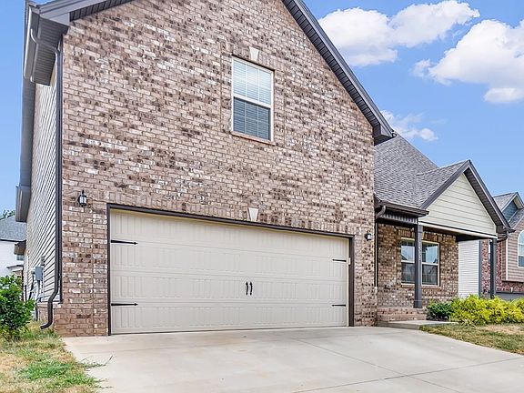 3rd image of 1533 Citadel Ct