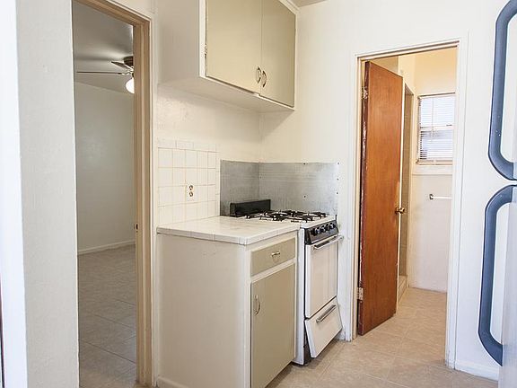 5th image of 316 Axtell St #1