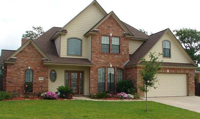 1st image of 134 Corkwood St