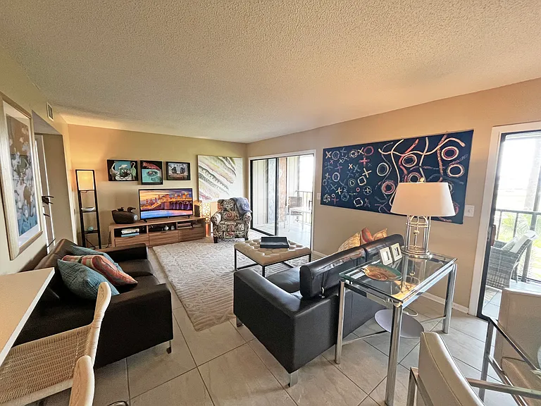 46 Veronese Ct — Photo 8