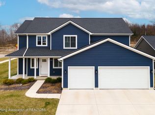 14151 Clairmont Dr, Bath, MI 48808