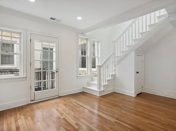 2840 Peachtree Rd NE APT 504, Atlanta, GA 30305