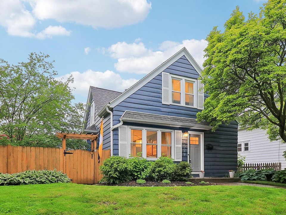 1st image of 4529 North Bartlett AVENUE