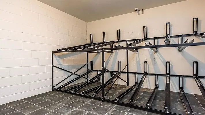 Rented by Nooklyn NYC LLC | media 39