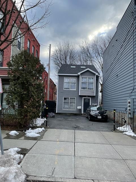 1st image of 54 Dana Ave Floor 1