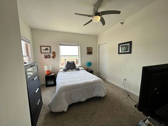 5th image of 21 S 13th St APT 503