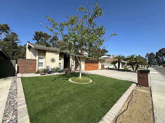 2nd image of 1828 Ballina Dr