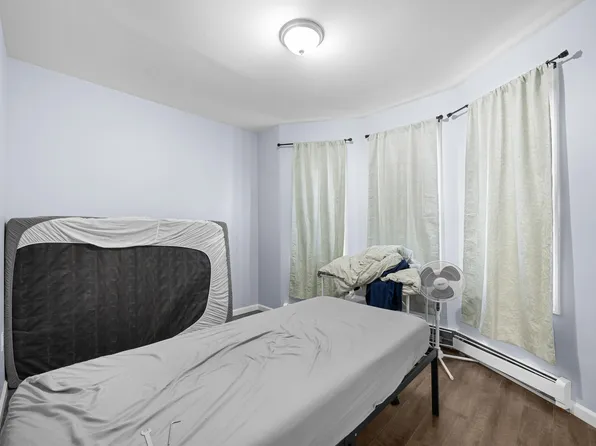 83 Hobart Avenue image 12 of 12