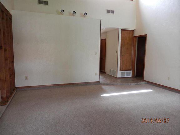 5th image of 7707 NW Kingsbury Ave