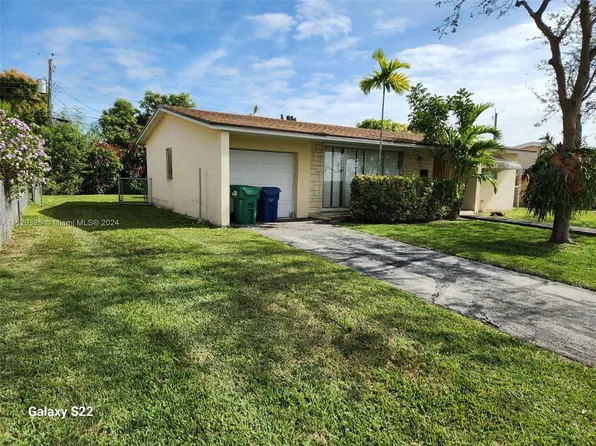 5001 SW 95th Ct, Miami, FL 33165