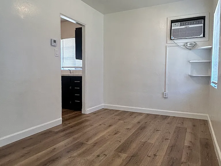 3223 E Clinton Ave #3223 — Photo 6