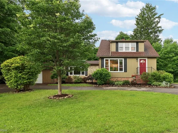 3738 Avondale Rd, Woodmere, OH 44122