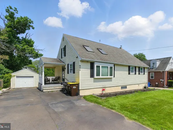 945 Walnut Ave, Bensalem, PA 19020