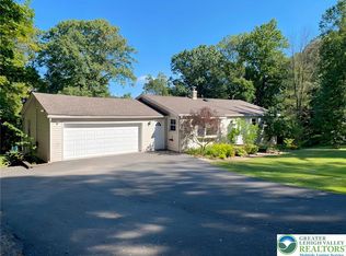 1889 Wind Hill Rd, Coopersburg, PA 18036