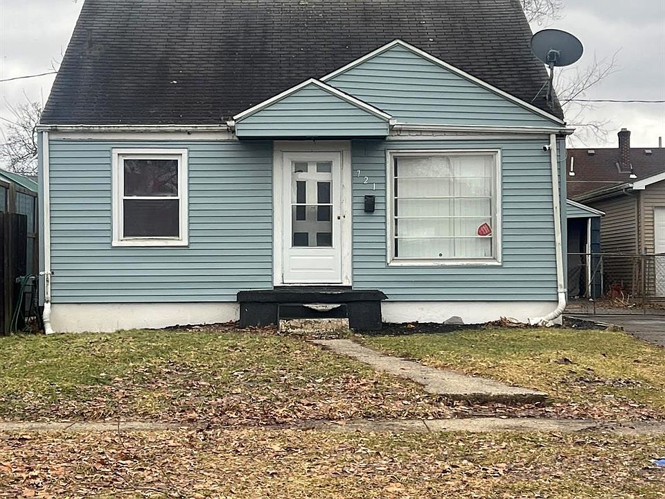 1st image of 721 Huron St
