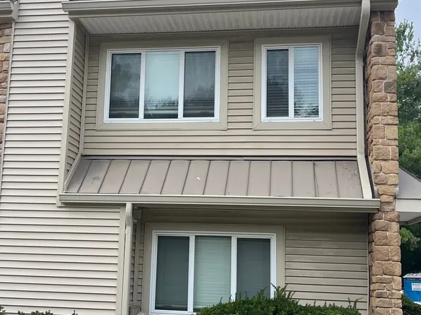 209 Paddock Dr, Wayne, PA 19087