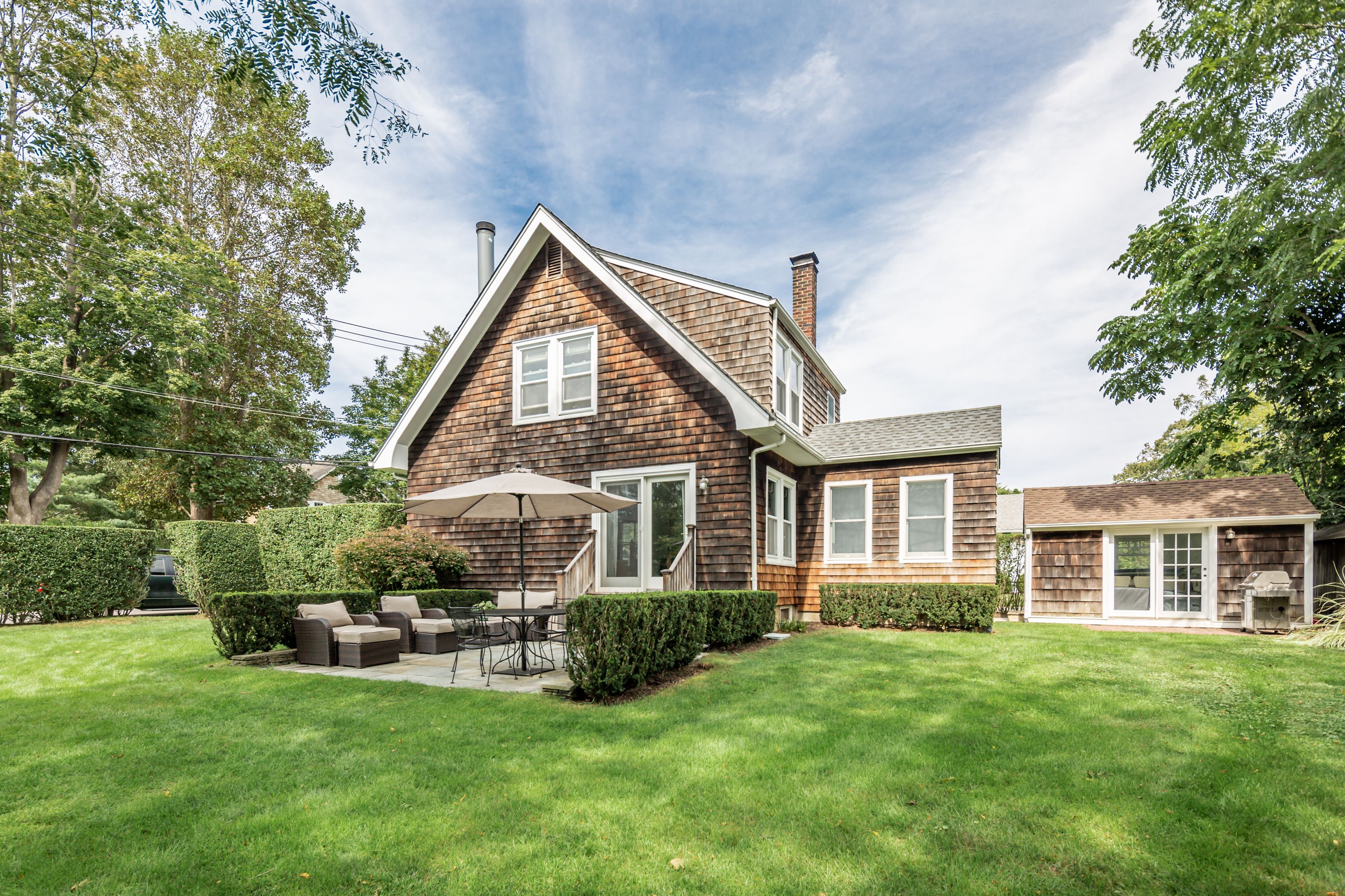 90 Sherrill Rd, East Hampton, NY 11937 Out East