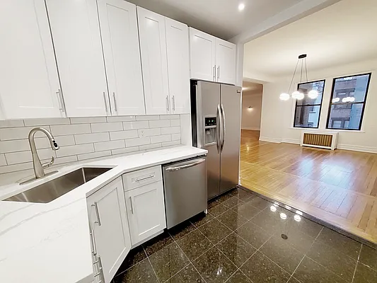 Rented by Rachel Realty | media 7