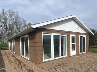 5536 87th Ave SE, Adrian, ND 58472